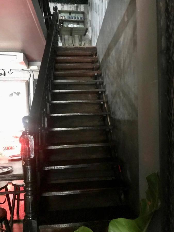 Tang House Hostel Bangkok Exterior foto